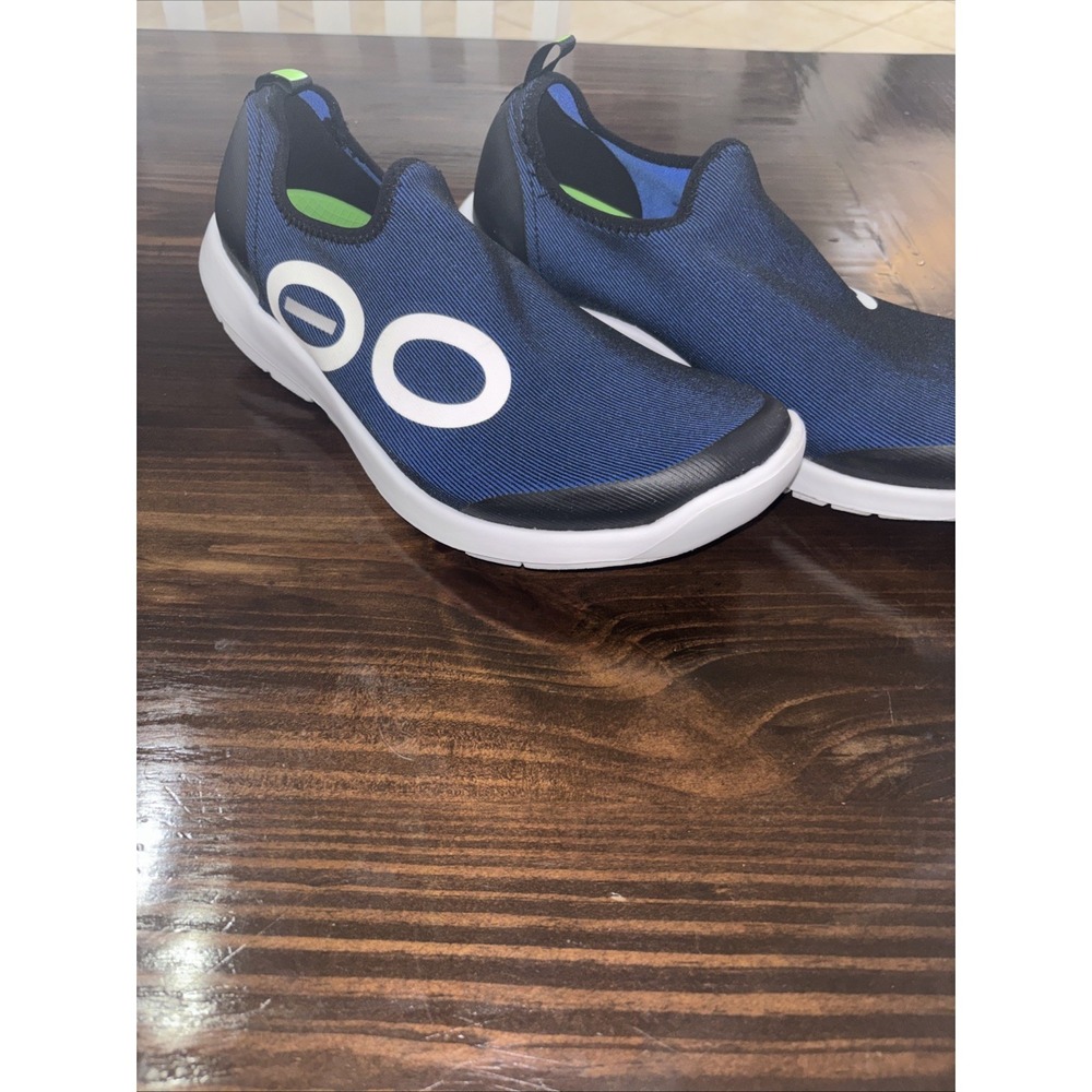 OOFOS OOmg Sport Shoe in White Navy Recovery Men's Size 12